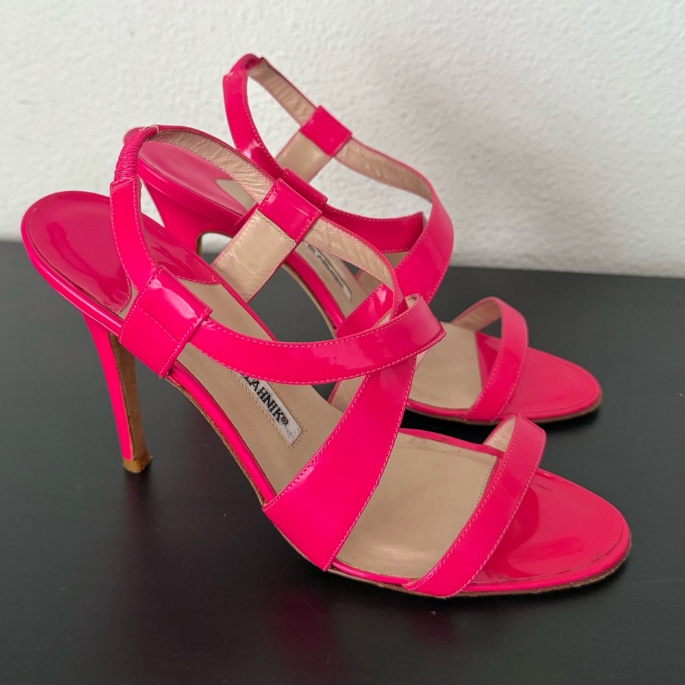 Manolo Blahnik Hot Pink Patent Leather Strappy Sandals Heels